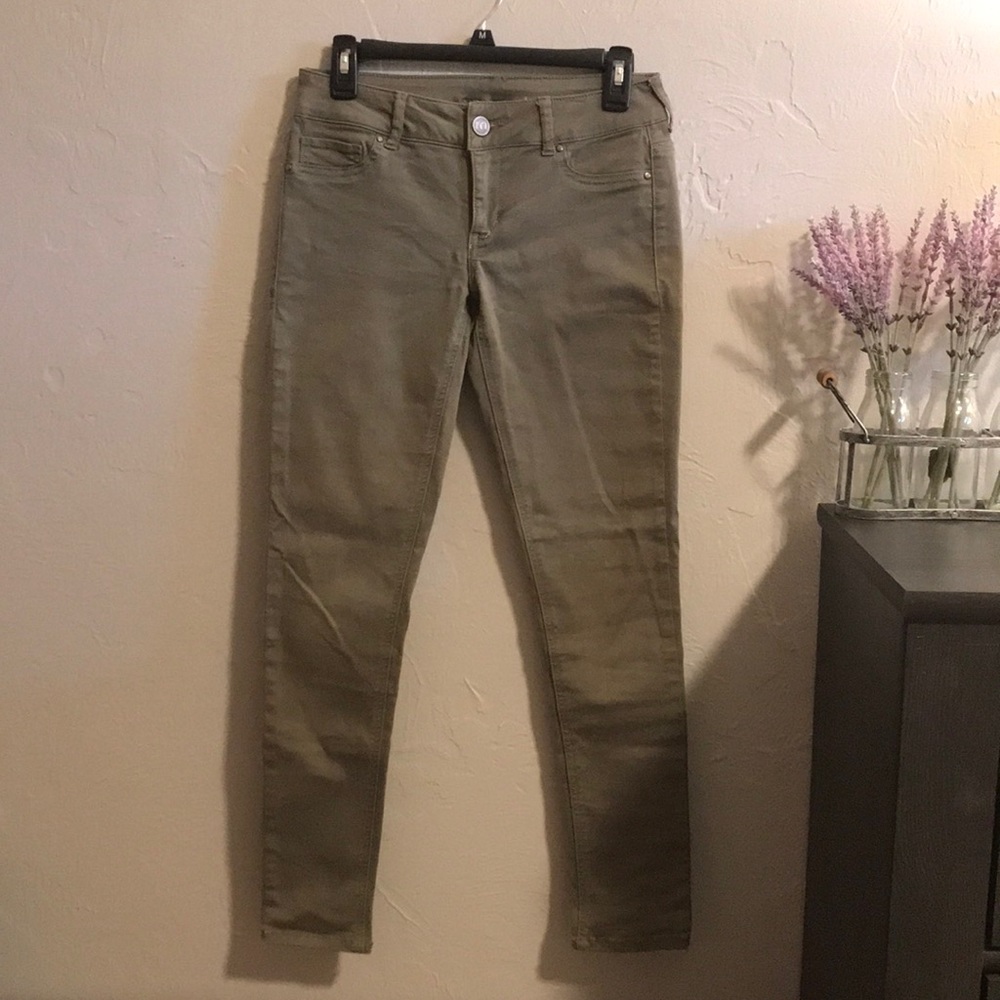 Maurices olive green pants